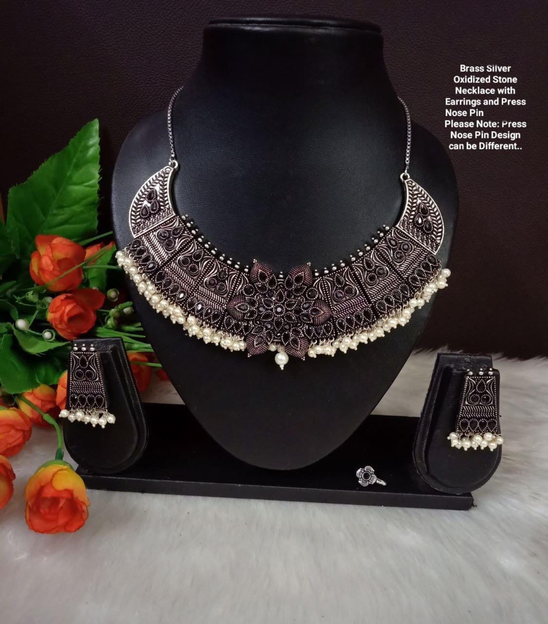 Oxidized stone necklace set with press nose pin