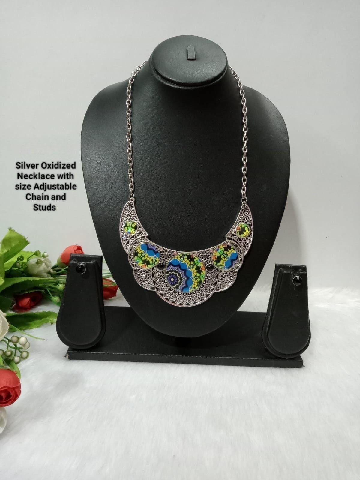 Oxidized necklaces with small studs - Gold and Silver